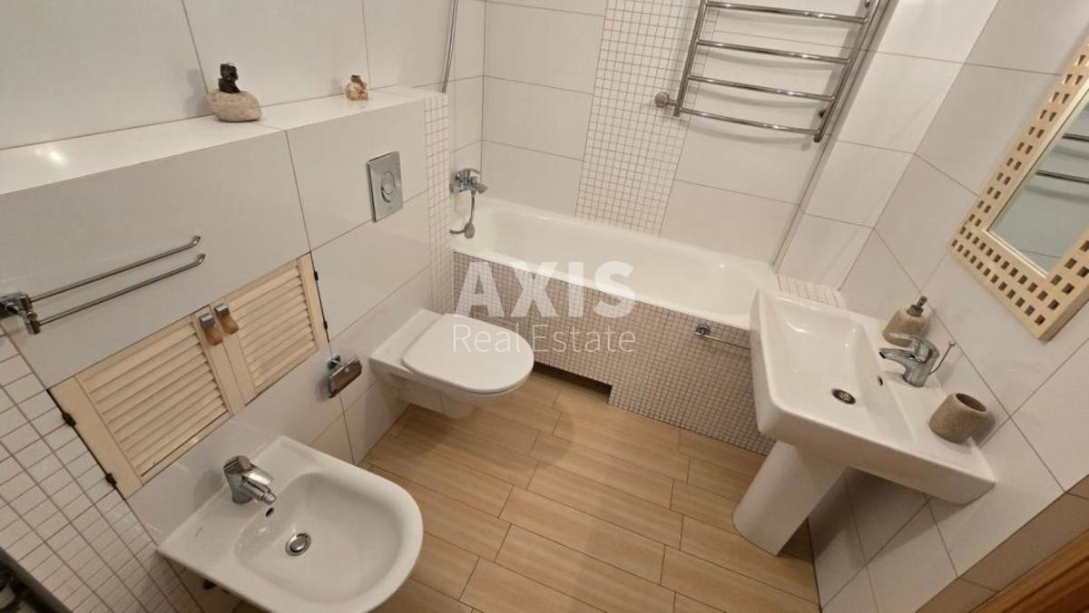 3k apartment vul. Dan'kevycha Kostjantyna 169