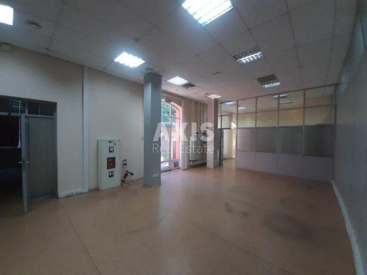 Office vul. Nyzhn'ojurkivs'ka 45А, 2300m25975313