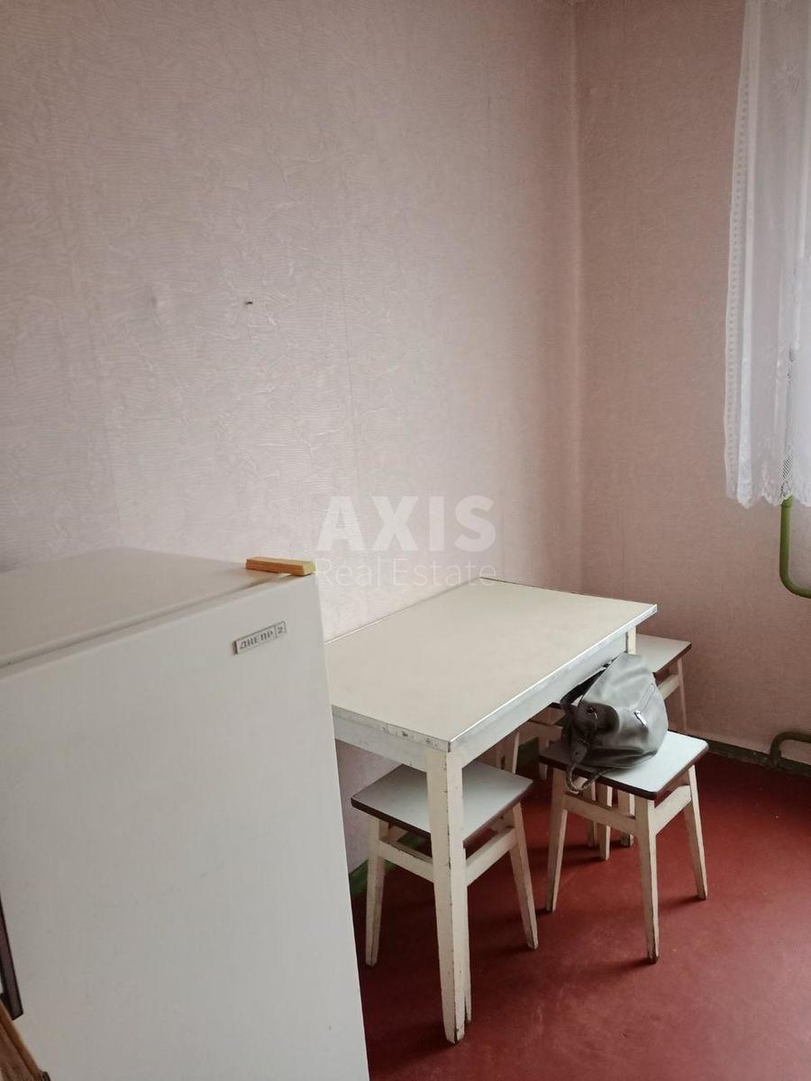1k apartment vul. Geroi'v Dnipra 34А0
