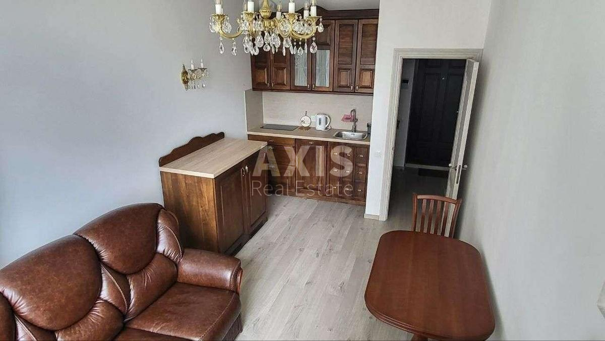 1к квартира ул. Предславинская 42