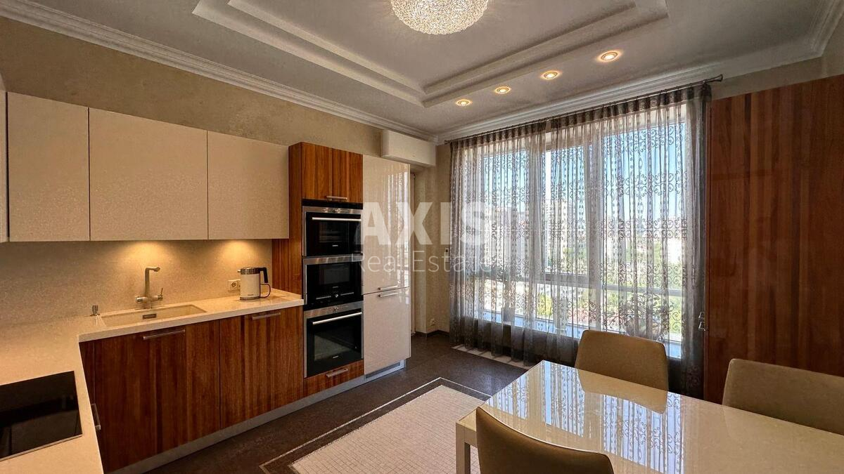 3k apartment vul. Barbjusa Anri 37/10