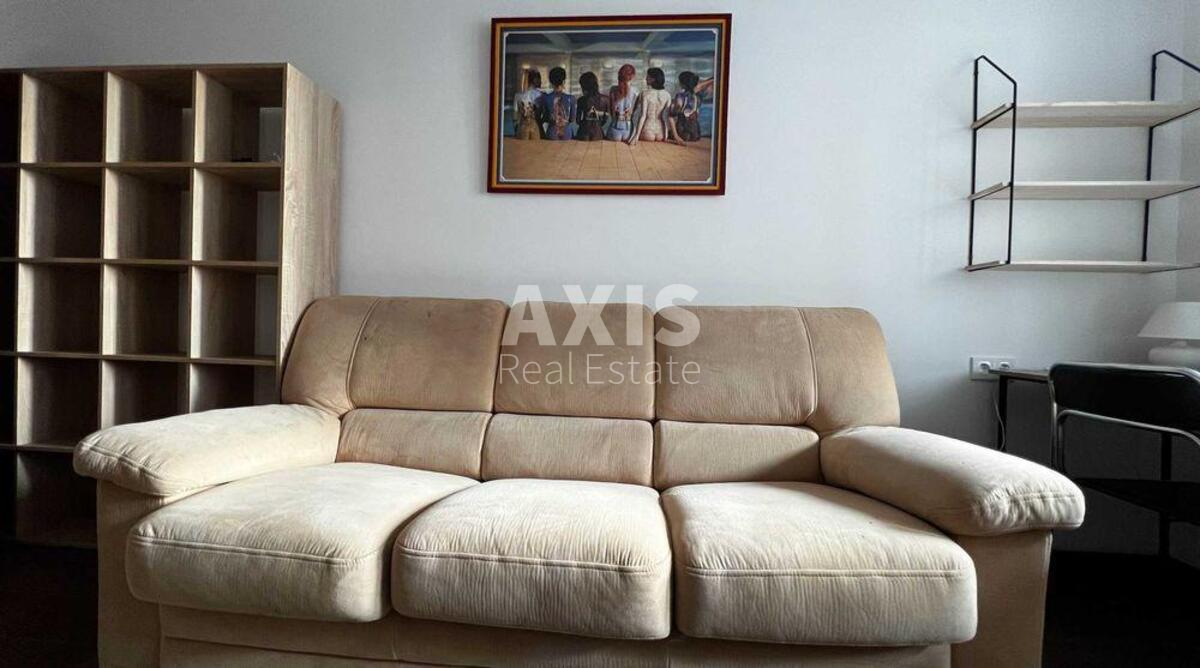 3k apartment vul. Kryvonosa Maksyma 77