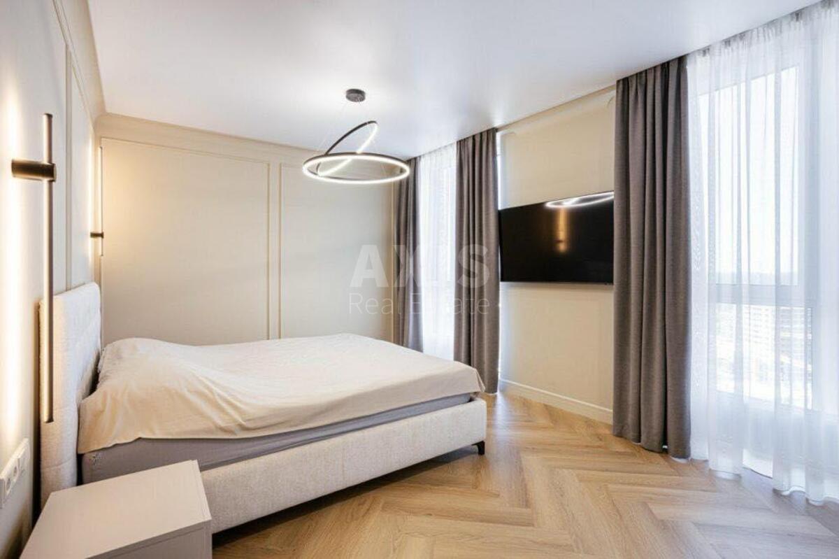 3k apartment vul. Rodyny Kristeriv 208
