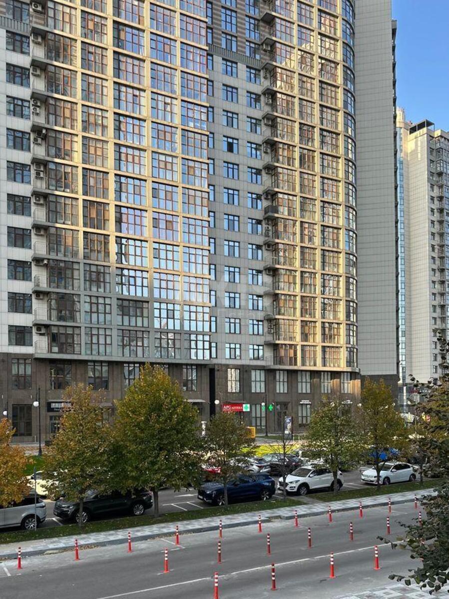 5к квартира ул. Драгомирова Михаила 18