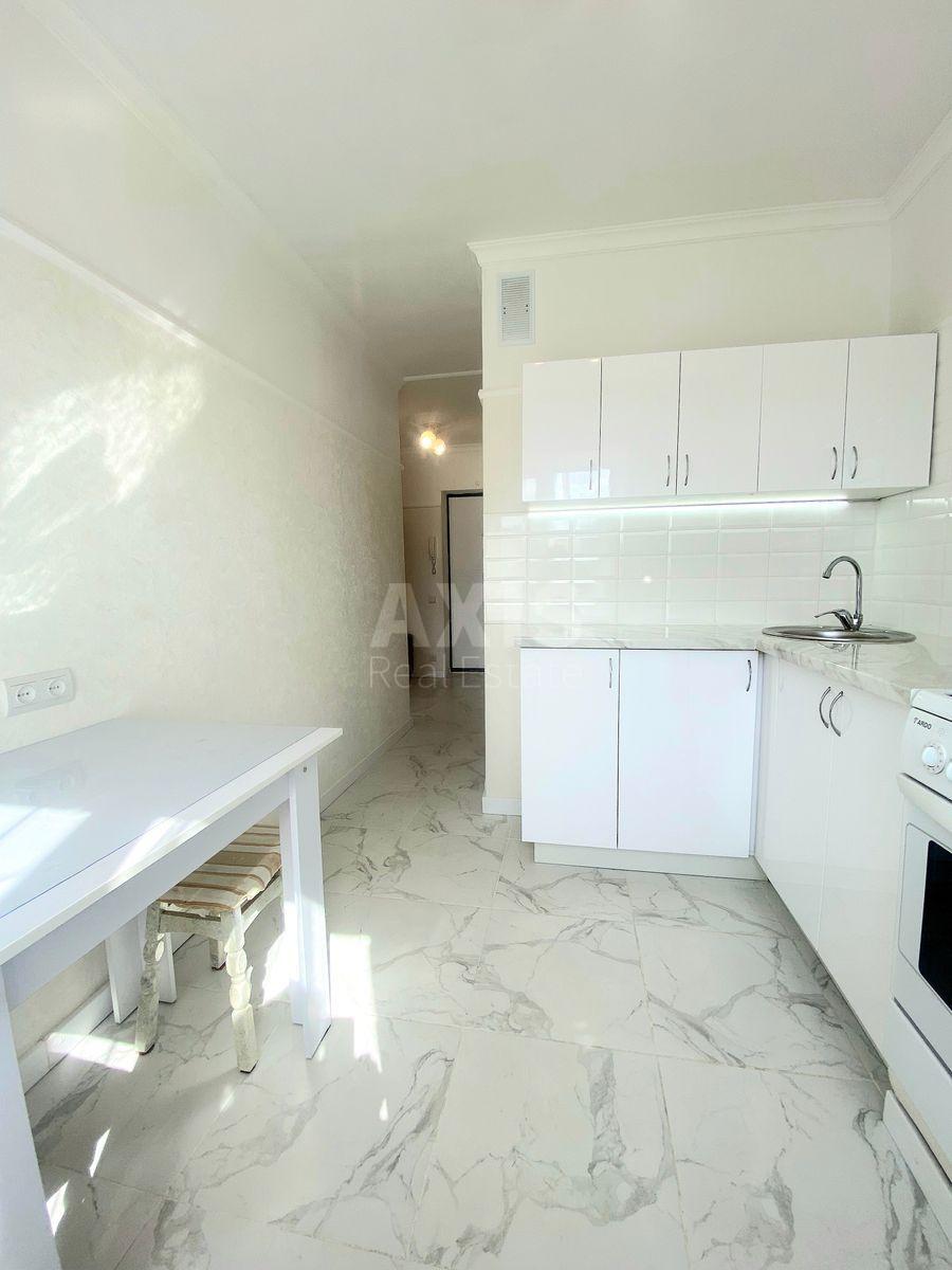 1k apartment vul. Dekabrystiv 5Б9