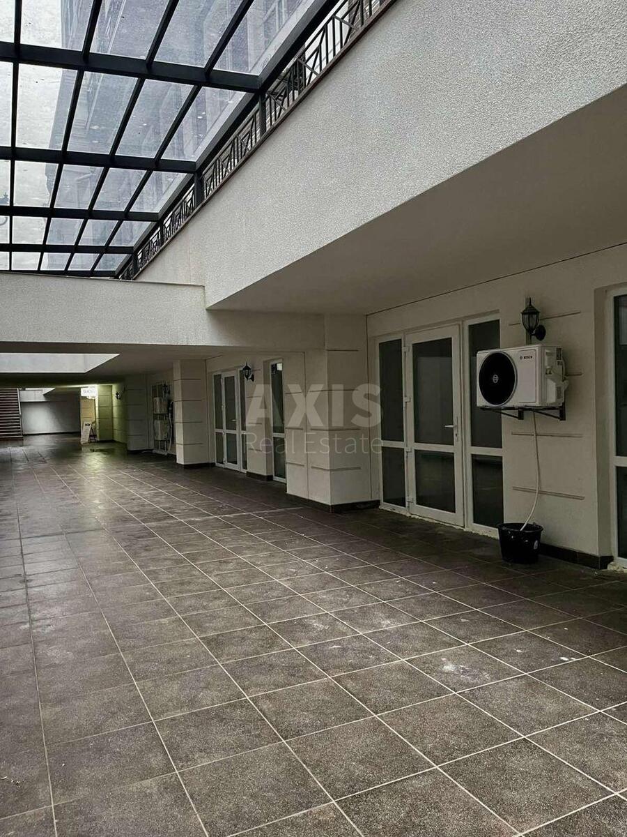 Trade object vul. Myhajla Maksymovycha 24, 41m20