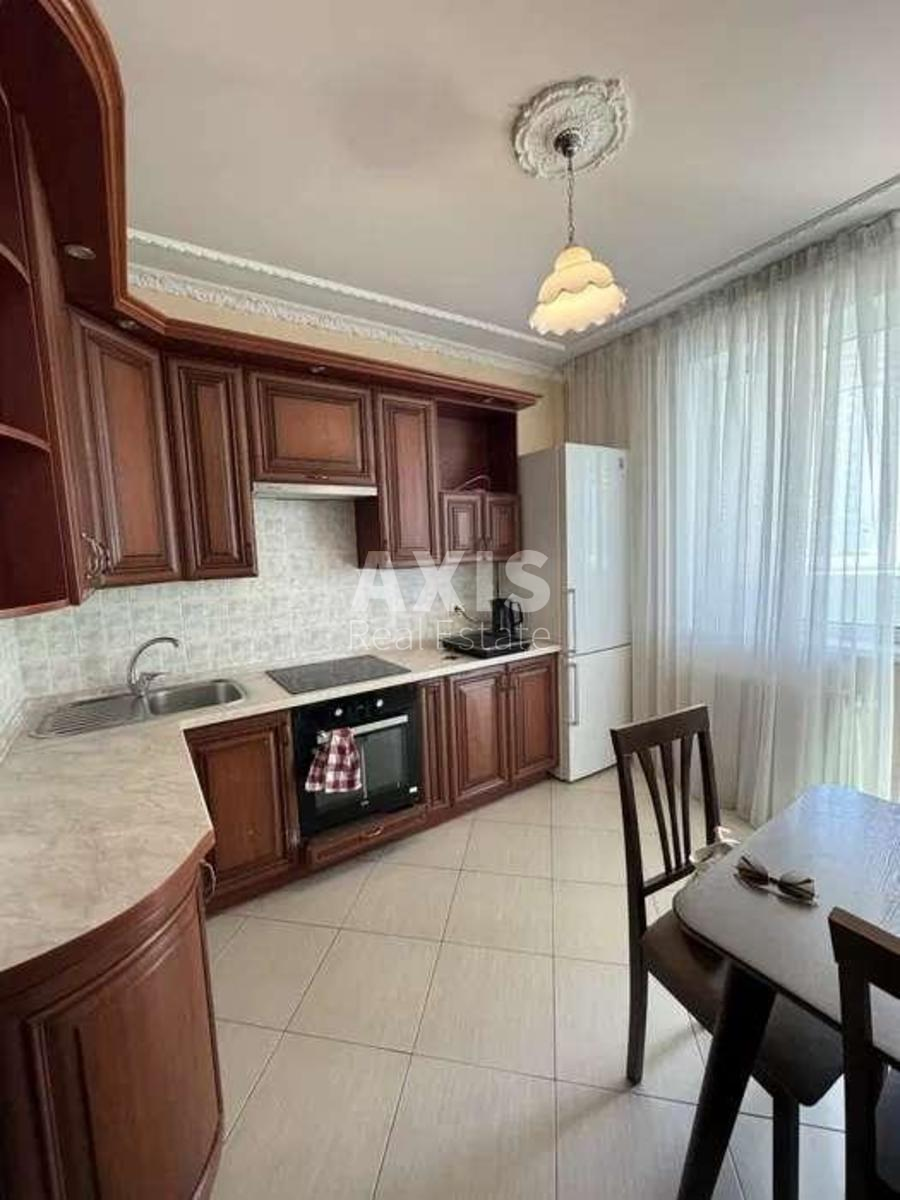 1к квартира ул. Ревуцкого 42
