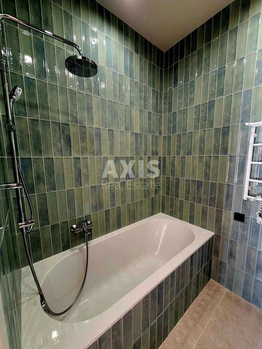 3k apartment vul. Dragomyrova Myhajla 4Б5