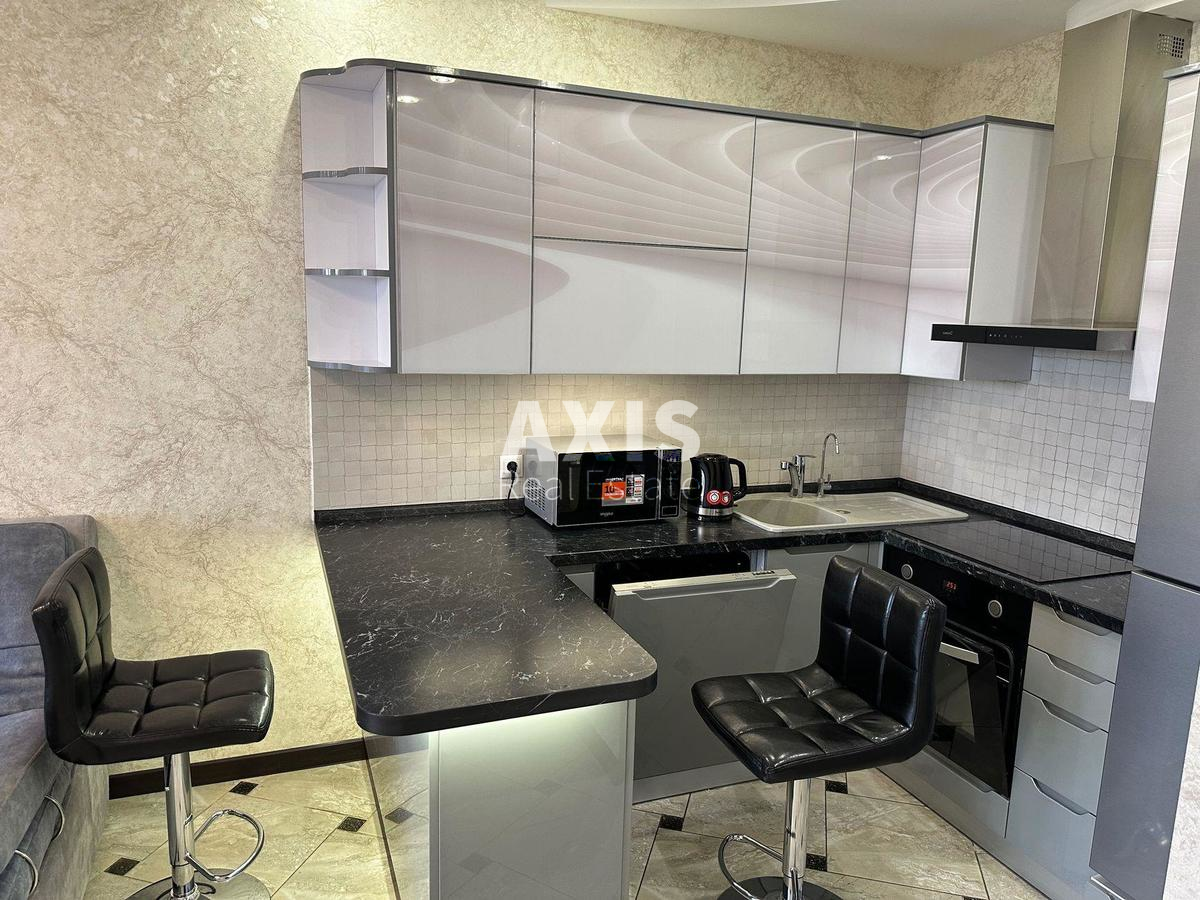 2k apartment nab. Dniprovs'ka 1844579