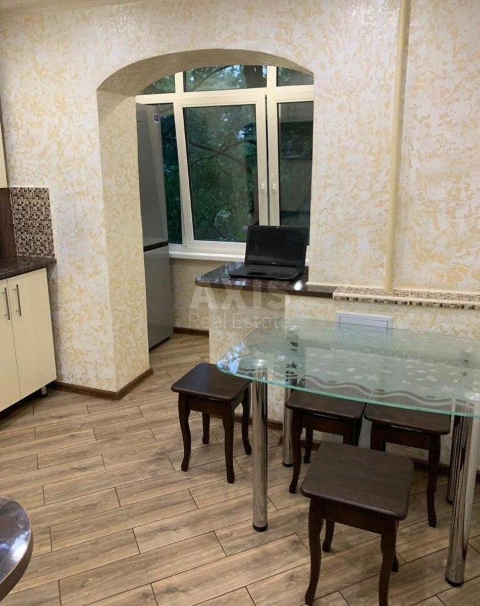 2к квартира ул. Милютенко 15А420970