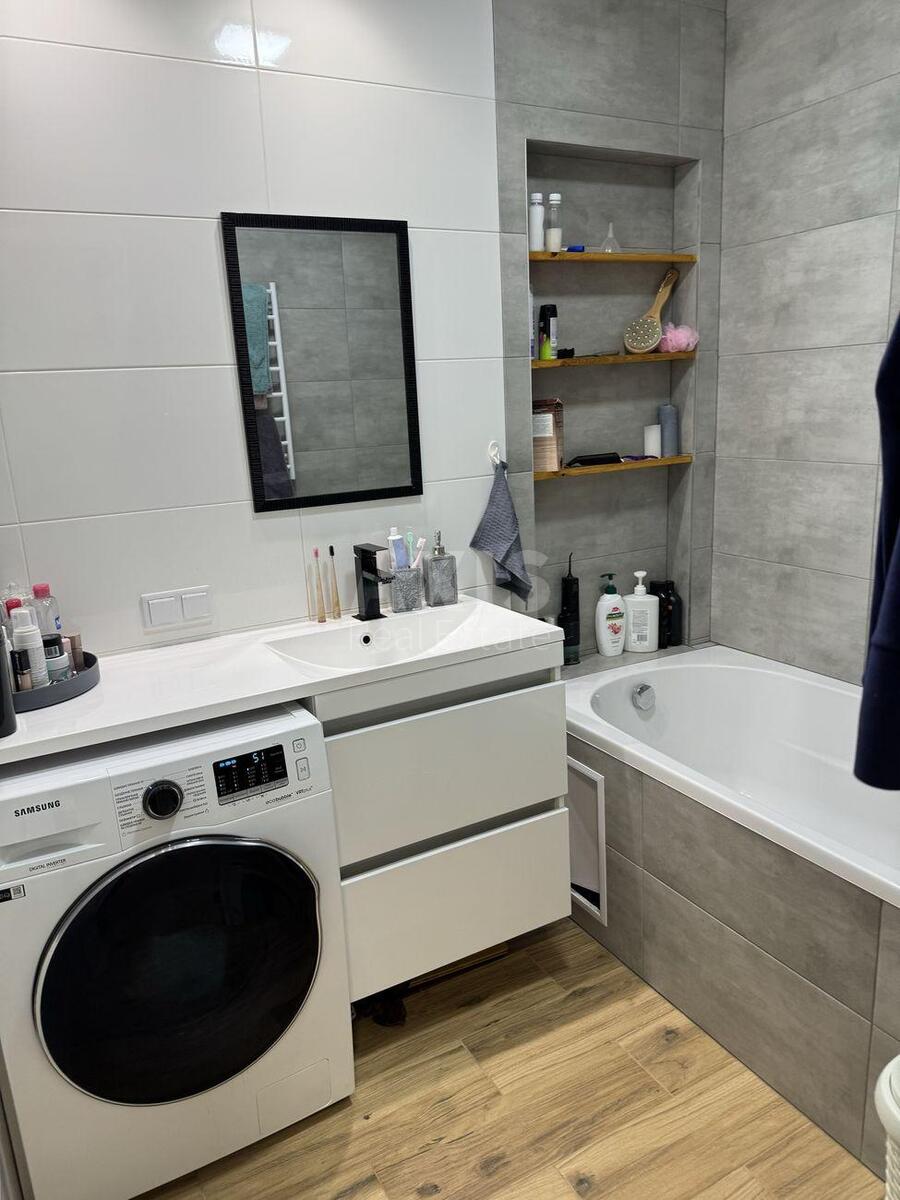 2k apartment vul. Revuc'kogo 546