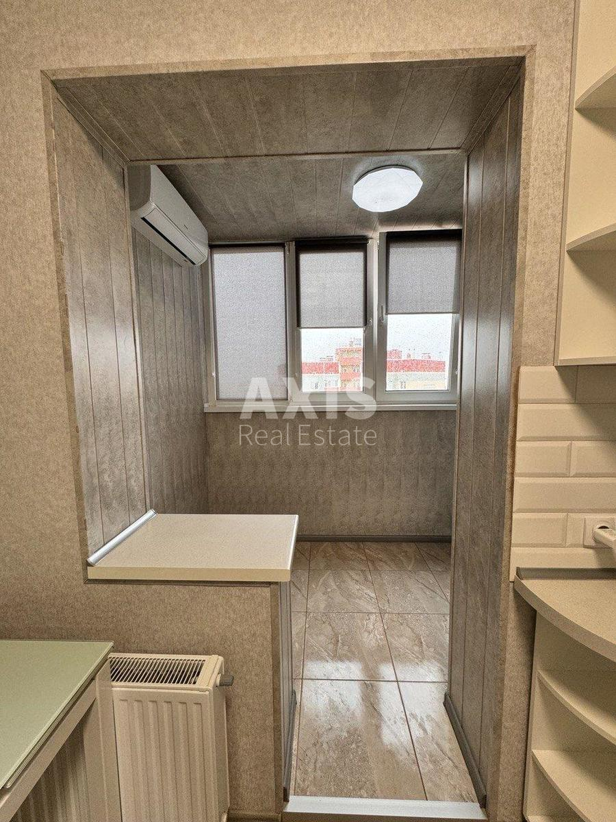 2k apartment pr-t Glushkova Akademika 65