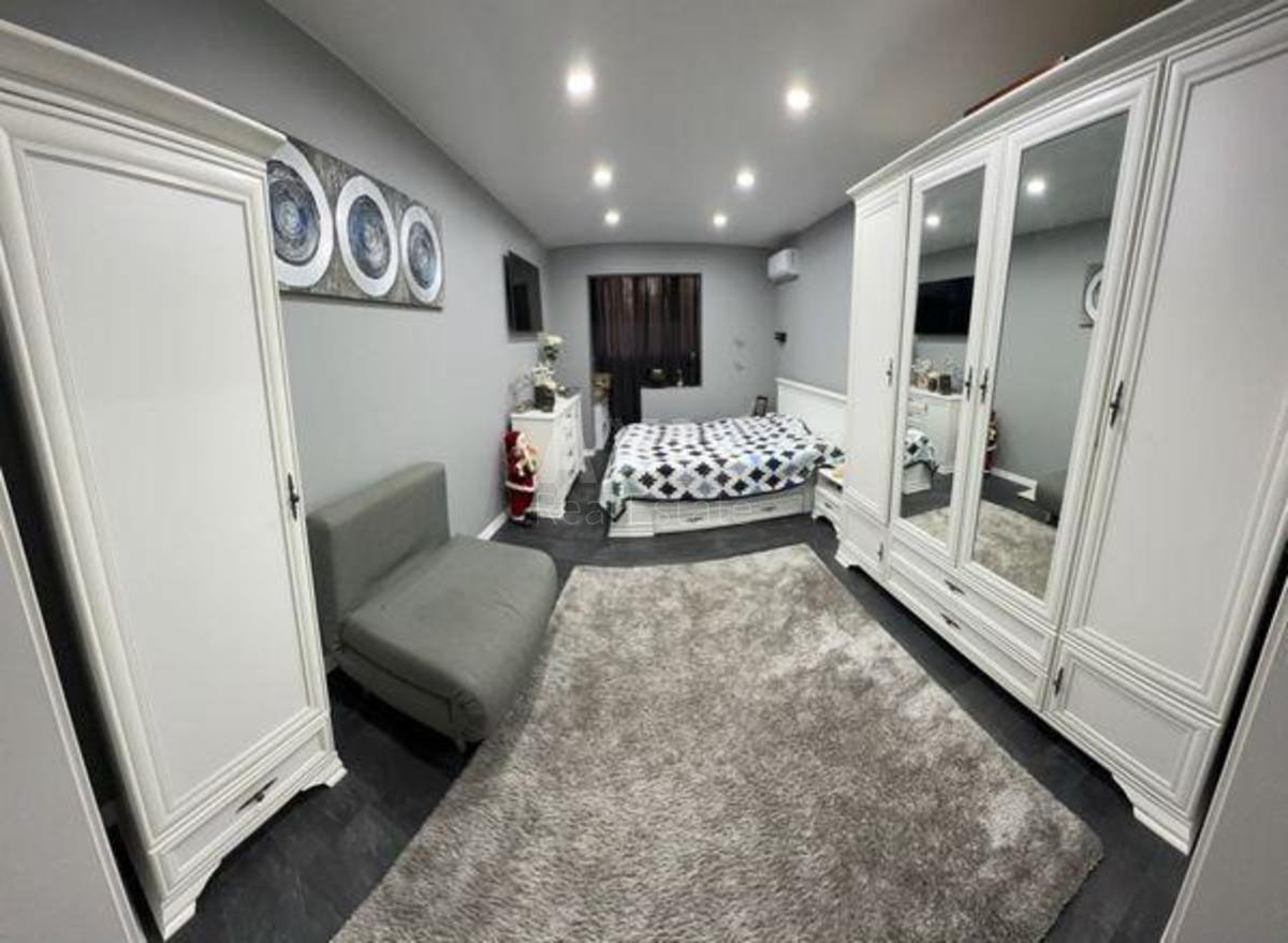 3к квартира ул. Урловская 305