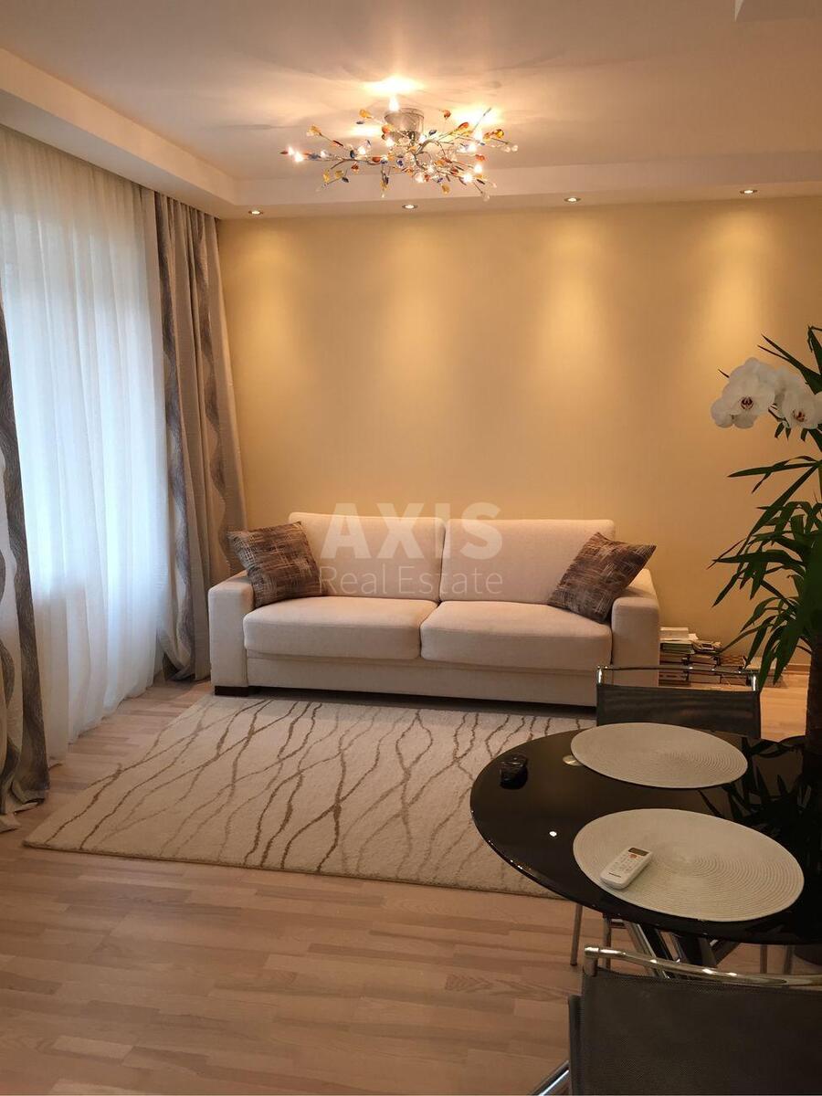 1k apartment vul. Kikvidze 140