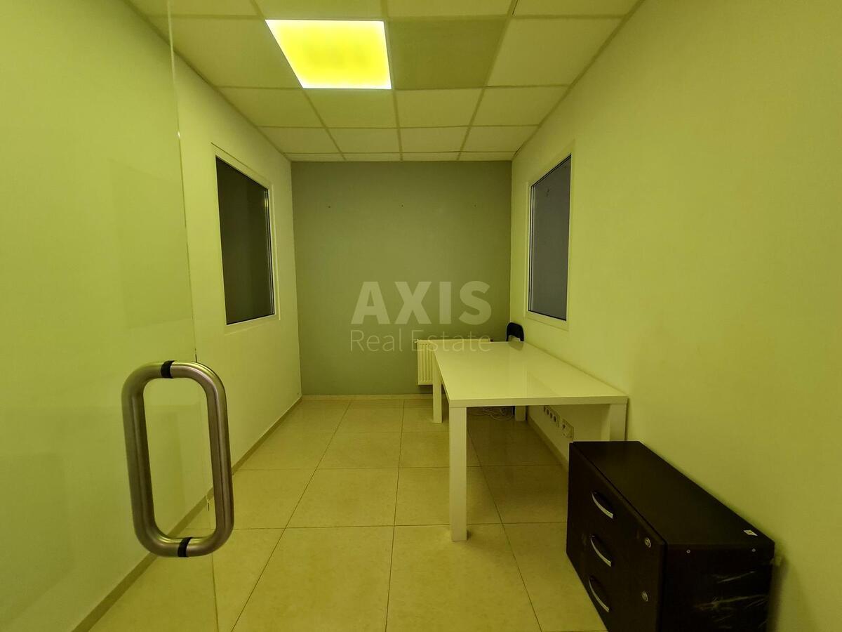 Офис ул. Борщаговская 206, 150м25933613