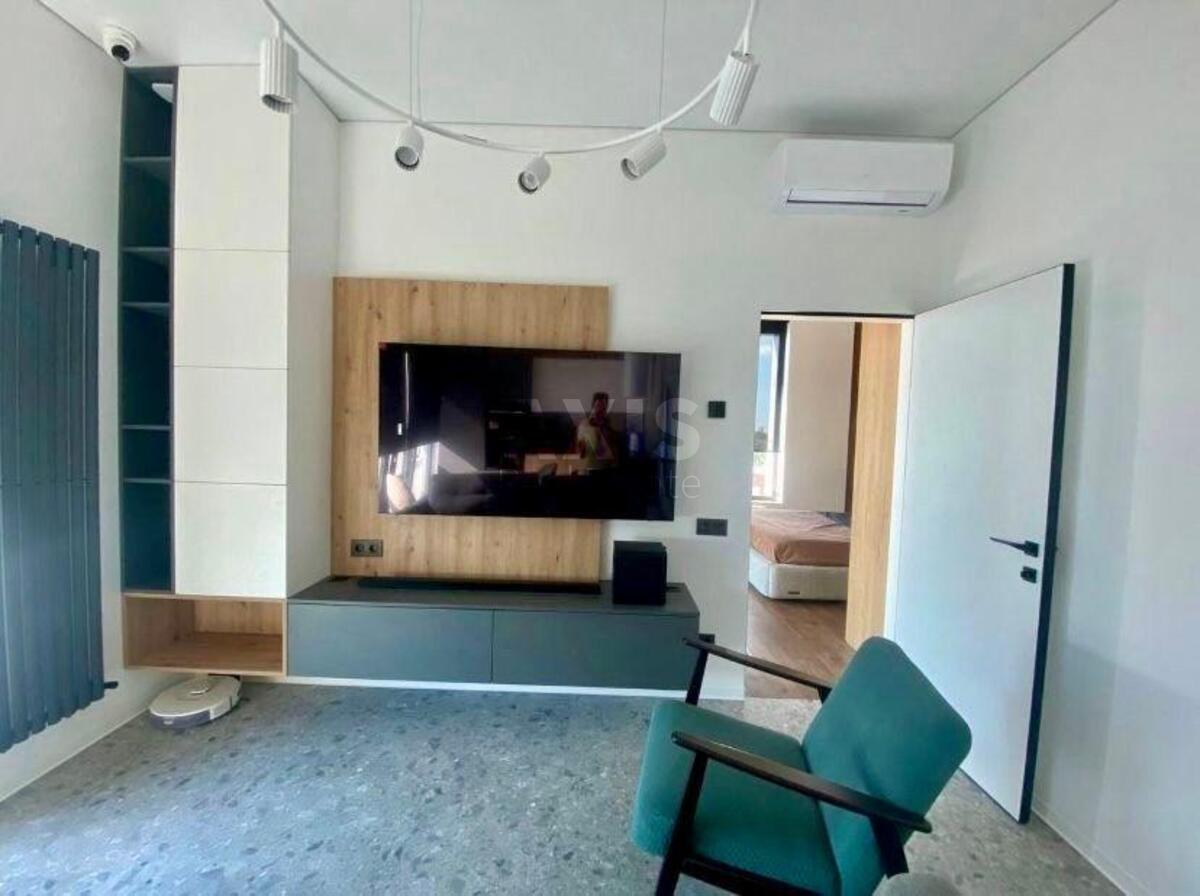 2k apartment vul. Hohlovyh Sim'i' 84