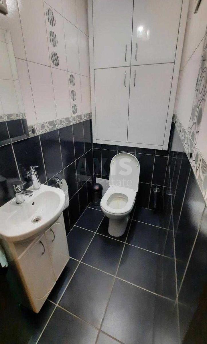2к квартира ул. Михаила Максимовича 3Г9