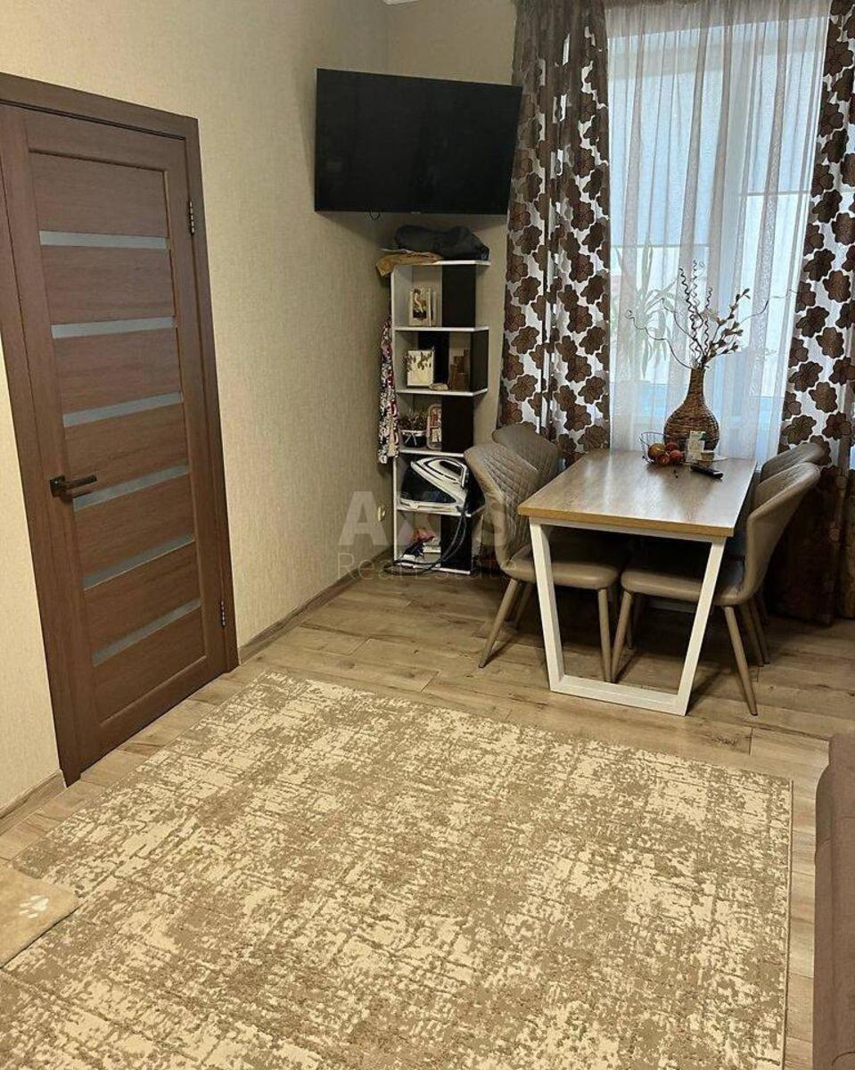 2k apartment vul. Zlatoustivs'ka 324