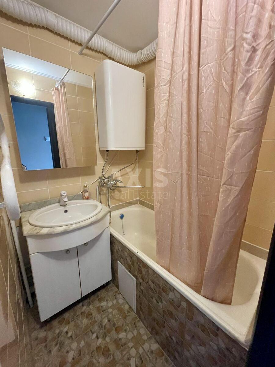 2k apartment vul. Bojchenka Oleksandra 1610