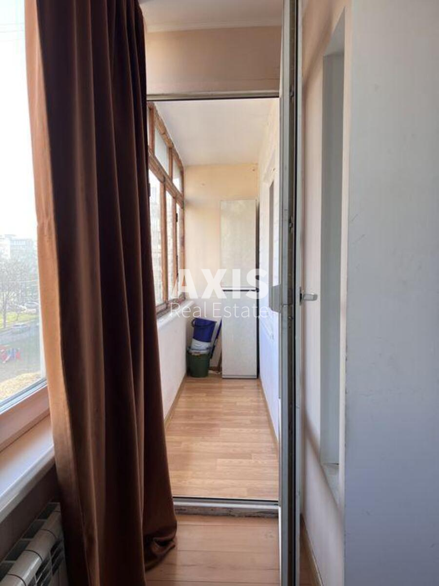 1k apartment vul. Bratyslavs'ka 422