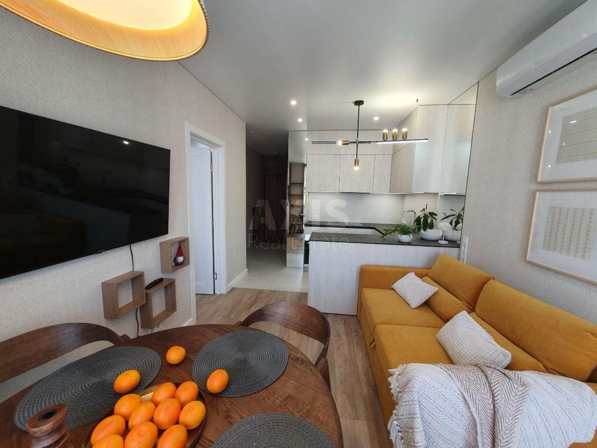 1k apartment vul. Oleksandra Olesja 101