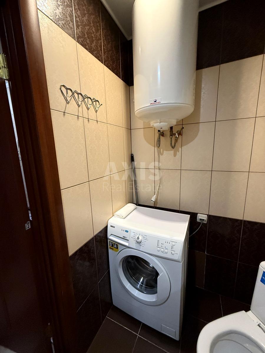 2к квартира ул. Михаила Омельяновича-Павленко 18/206383413