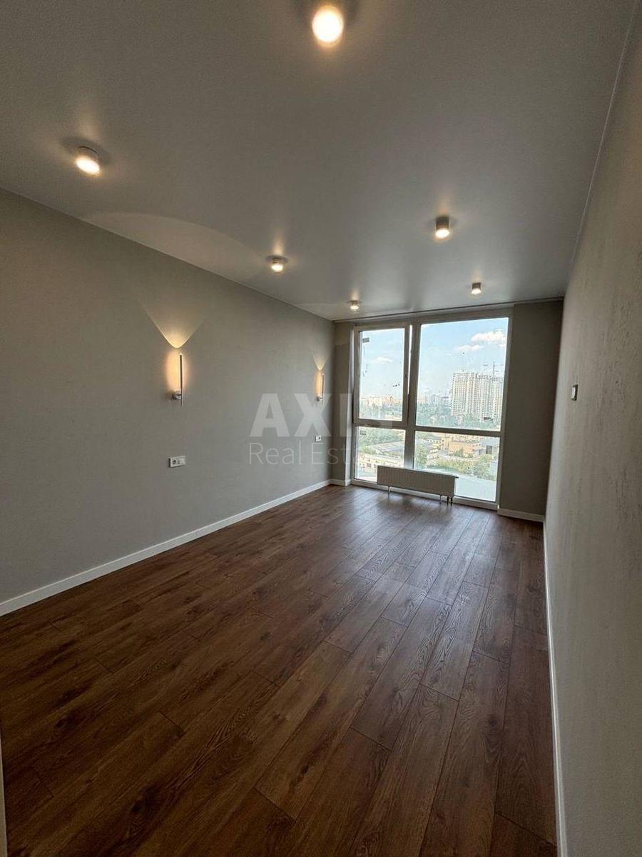 1k apartment nab. Dniprovs'ka 154