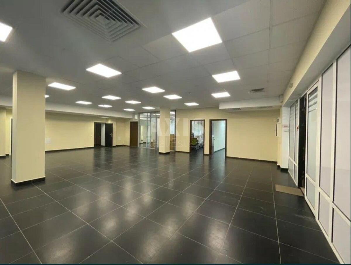 Office vul. Staronavodnyc'ka 29, 262m23