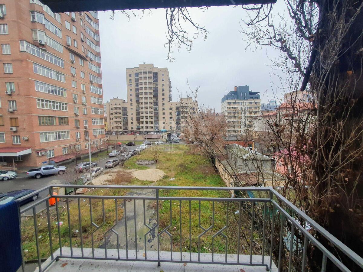 Office vul. Dmytrivs'ka 19, 112m2568856