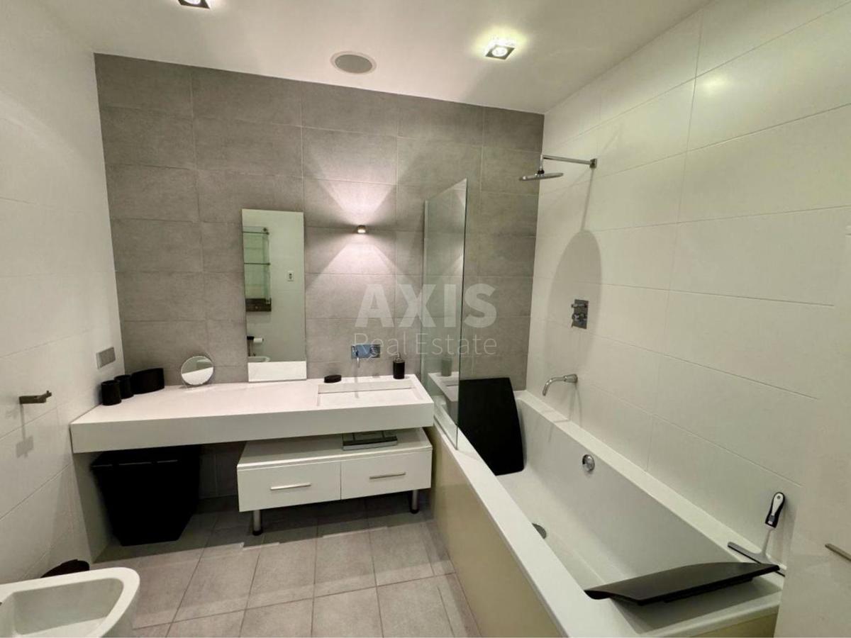 3к квартира ул. Назаровская 118