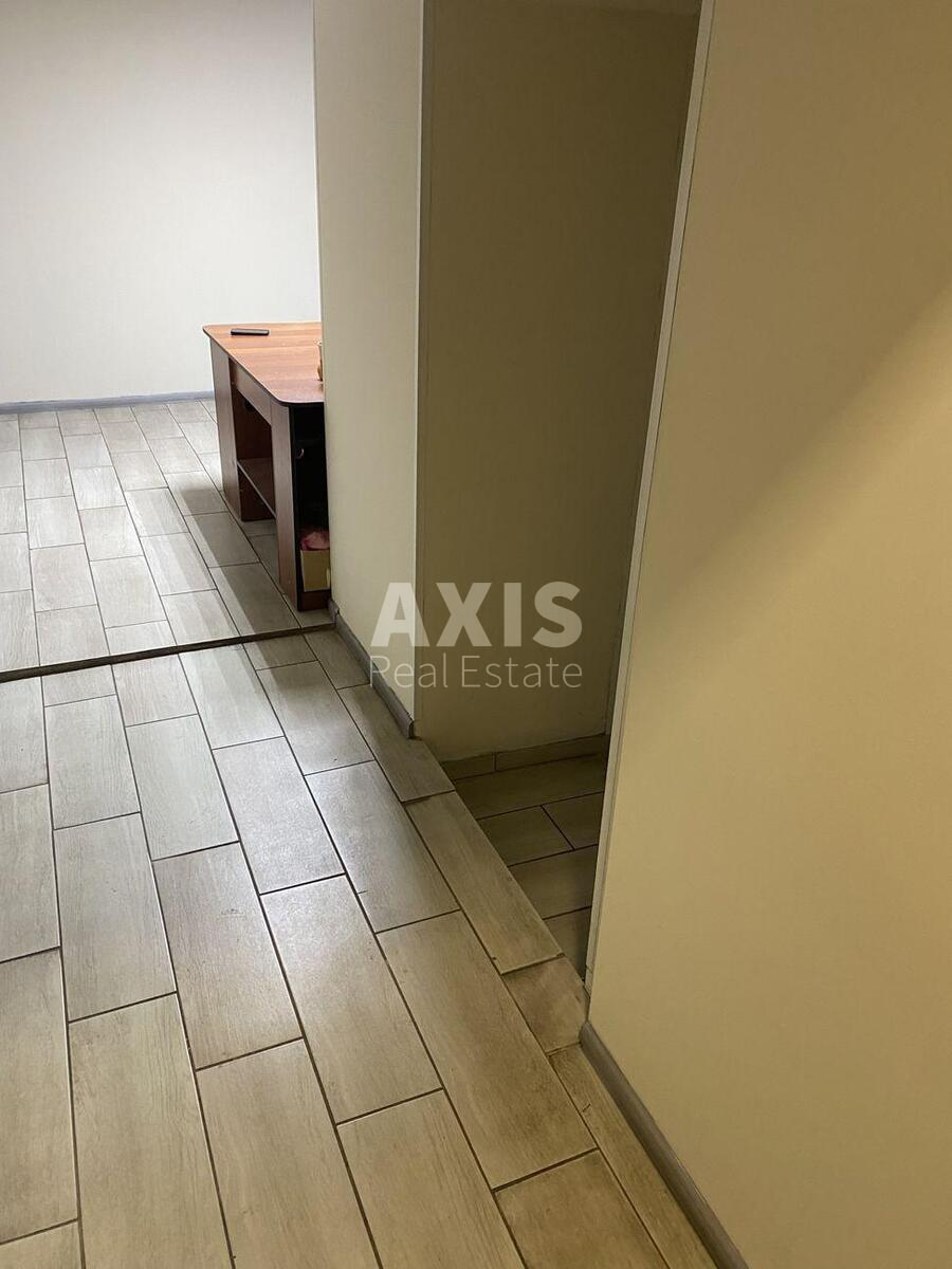 Trade object pr-t Povitryanykh Syl 34, 420m2608582