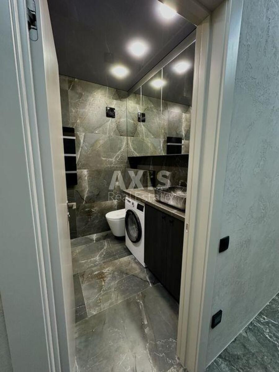 3k apartment nab. Dniprovs'ka 15д0