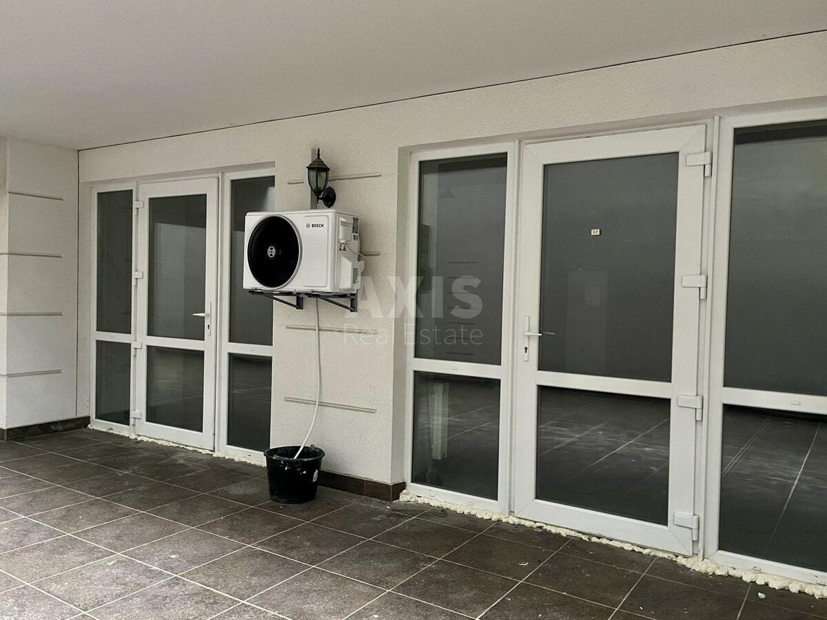 Trade object vul. Myhajla Maksymovycha 24, 41m21