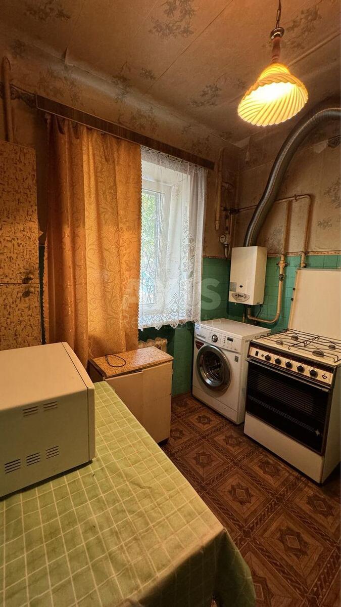 3k apartment vul. Marychans'ka 106