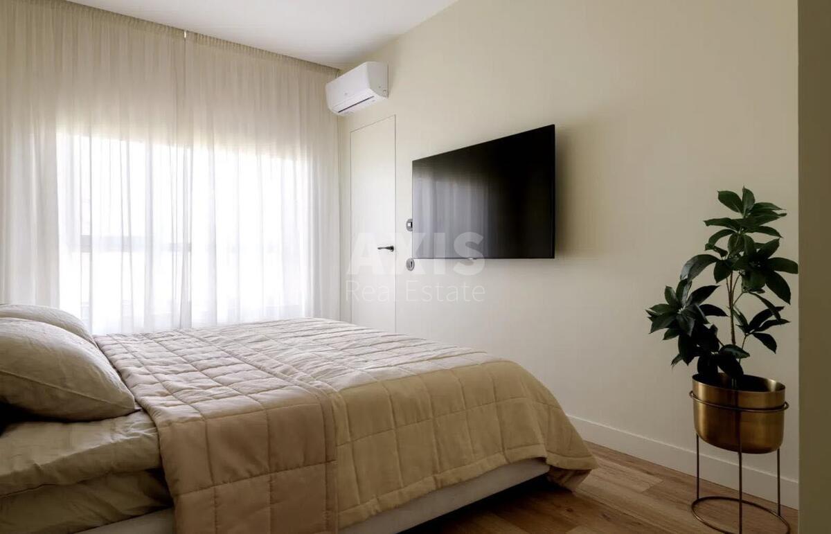 2k apartment bul. Ryl's'kogo Tadeja 1620042