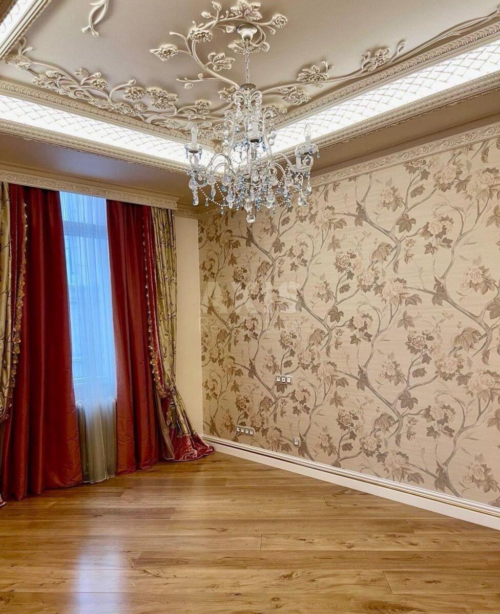 4k apartment vul. Mazepy Ivana 11Б4