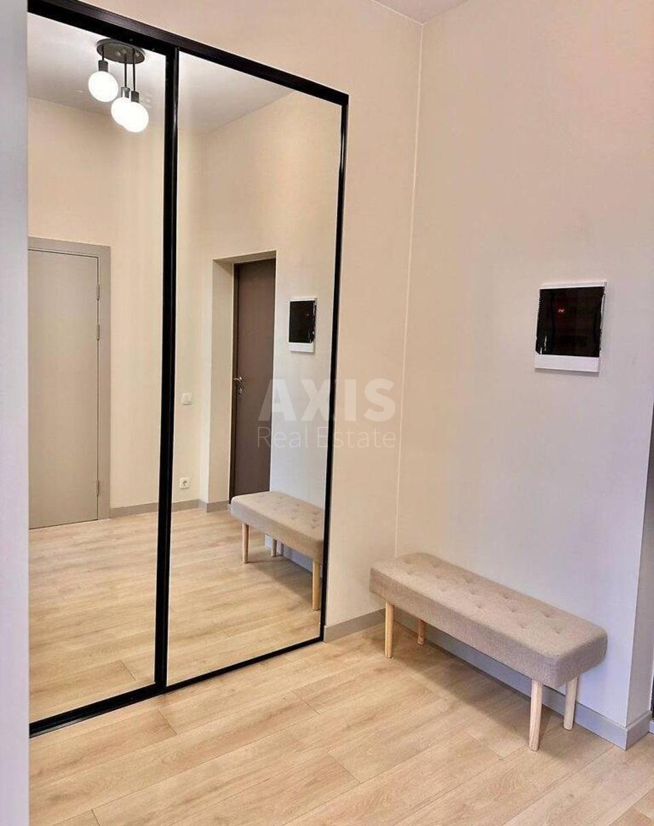 1k apartment vul. Bogatyrs'ka 325
