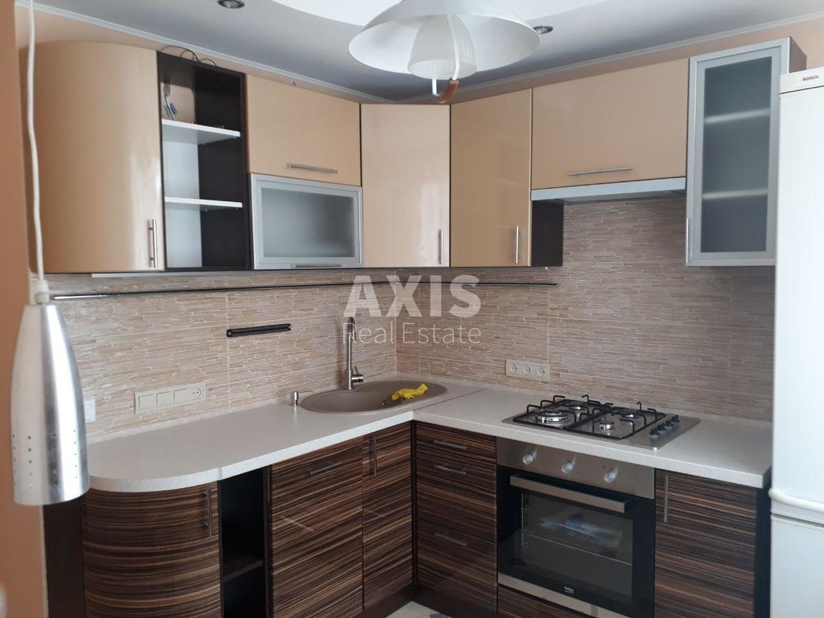 1k apartment vul. Grechka Marshala 42