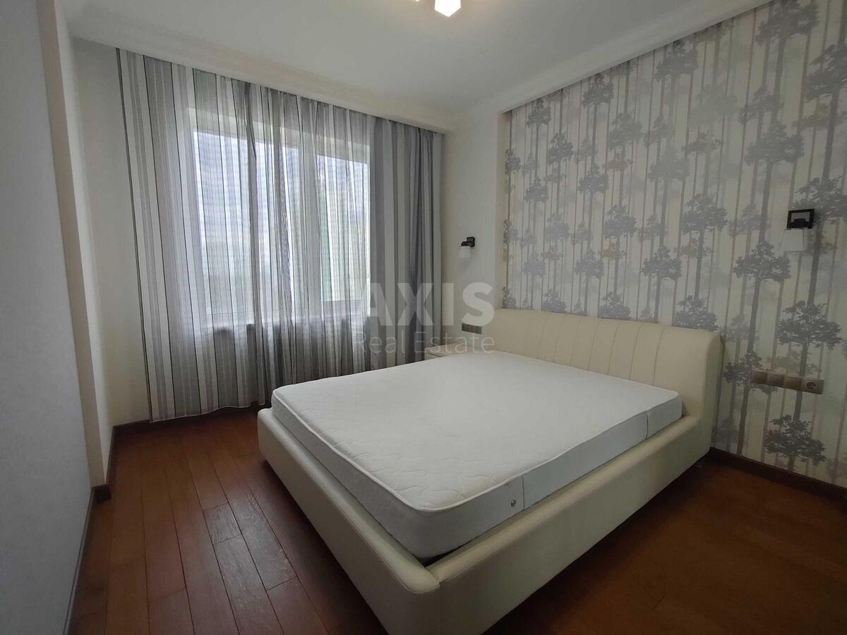 1к квартира бул. Перова 10А4