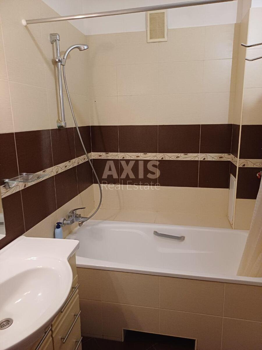 2k apartment vul. Yulia Zdanovska 58576364