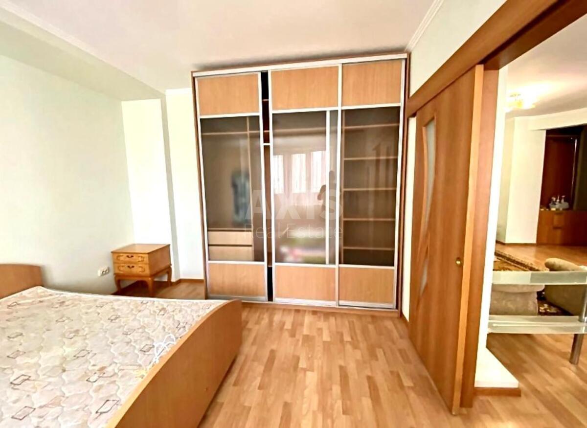 1k apartment vul. Kurs'ka 13Е633211