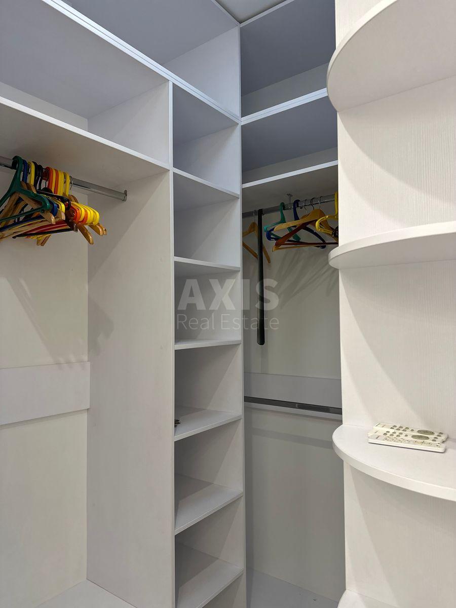 3k apartment uzv. Klovs'kyj 75