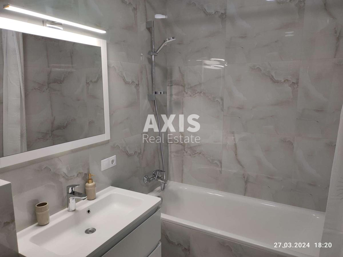 1k apartment vul. Glybochyc'ka 13287427