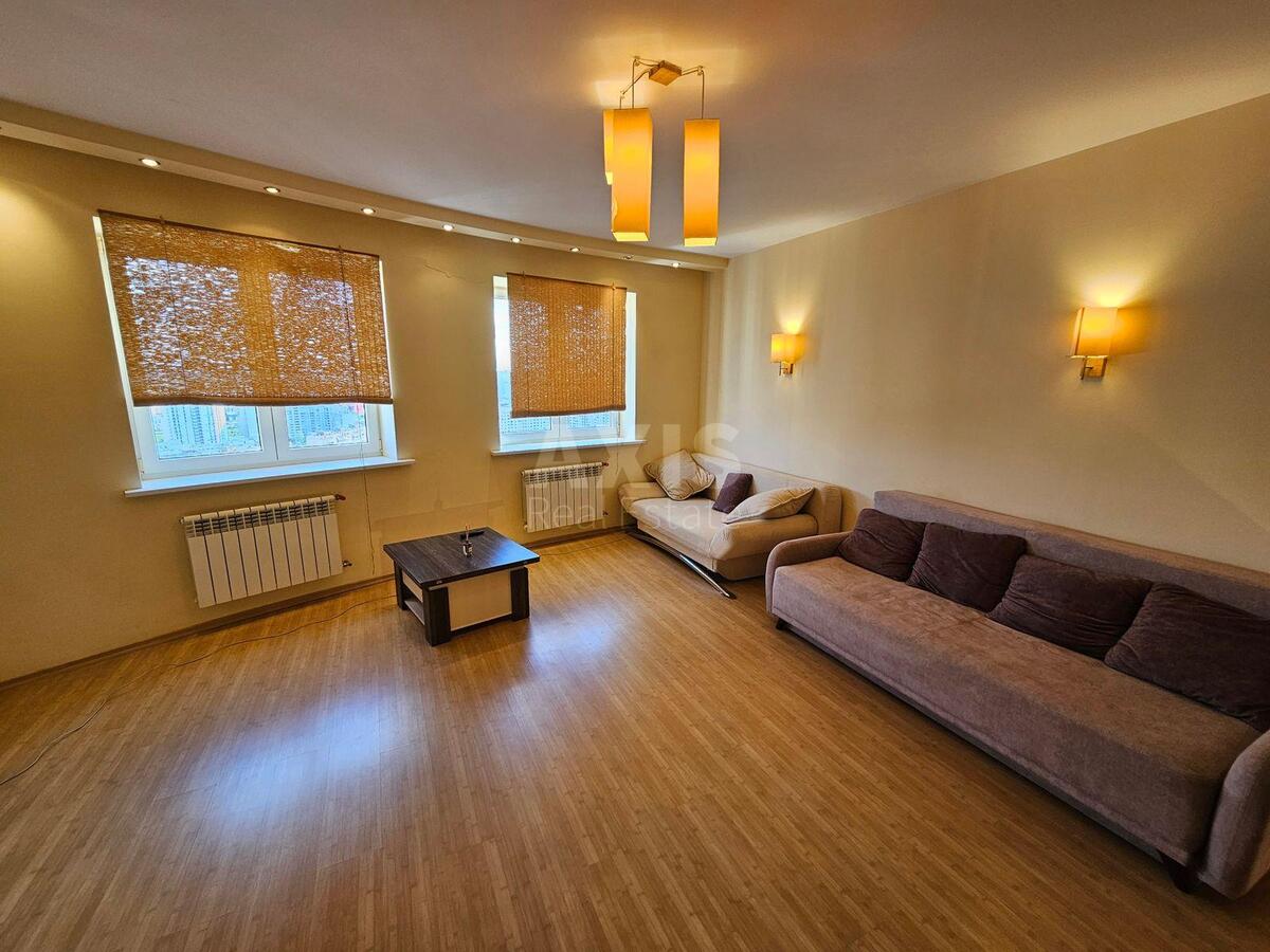1k apartment vul. Ahmatovoi' Anny 13Д5