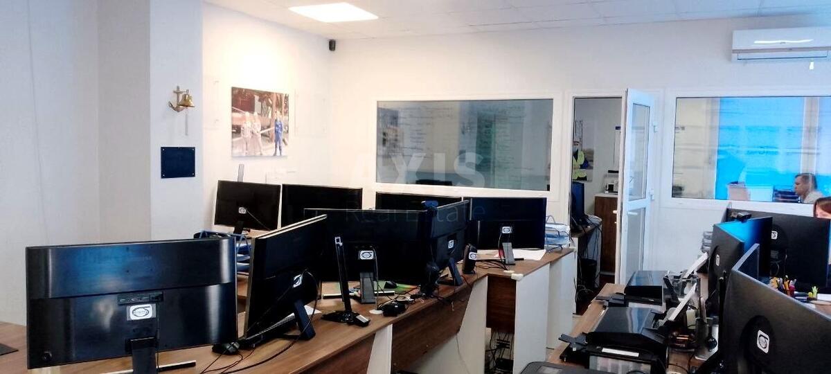 Office vul. Strutyns'kogo Sergija 8, 222m2603159