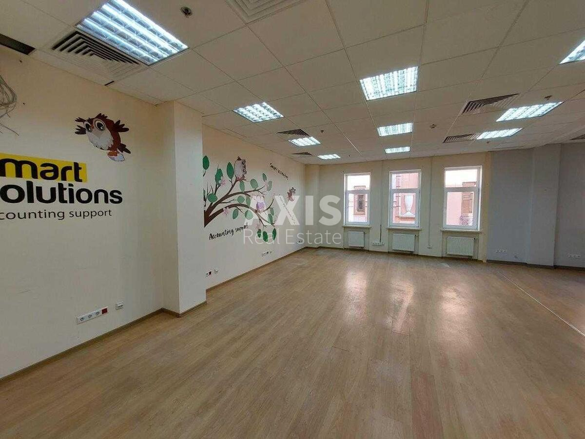 Office vul. Verhnij Val 10, 560m25
