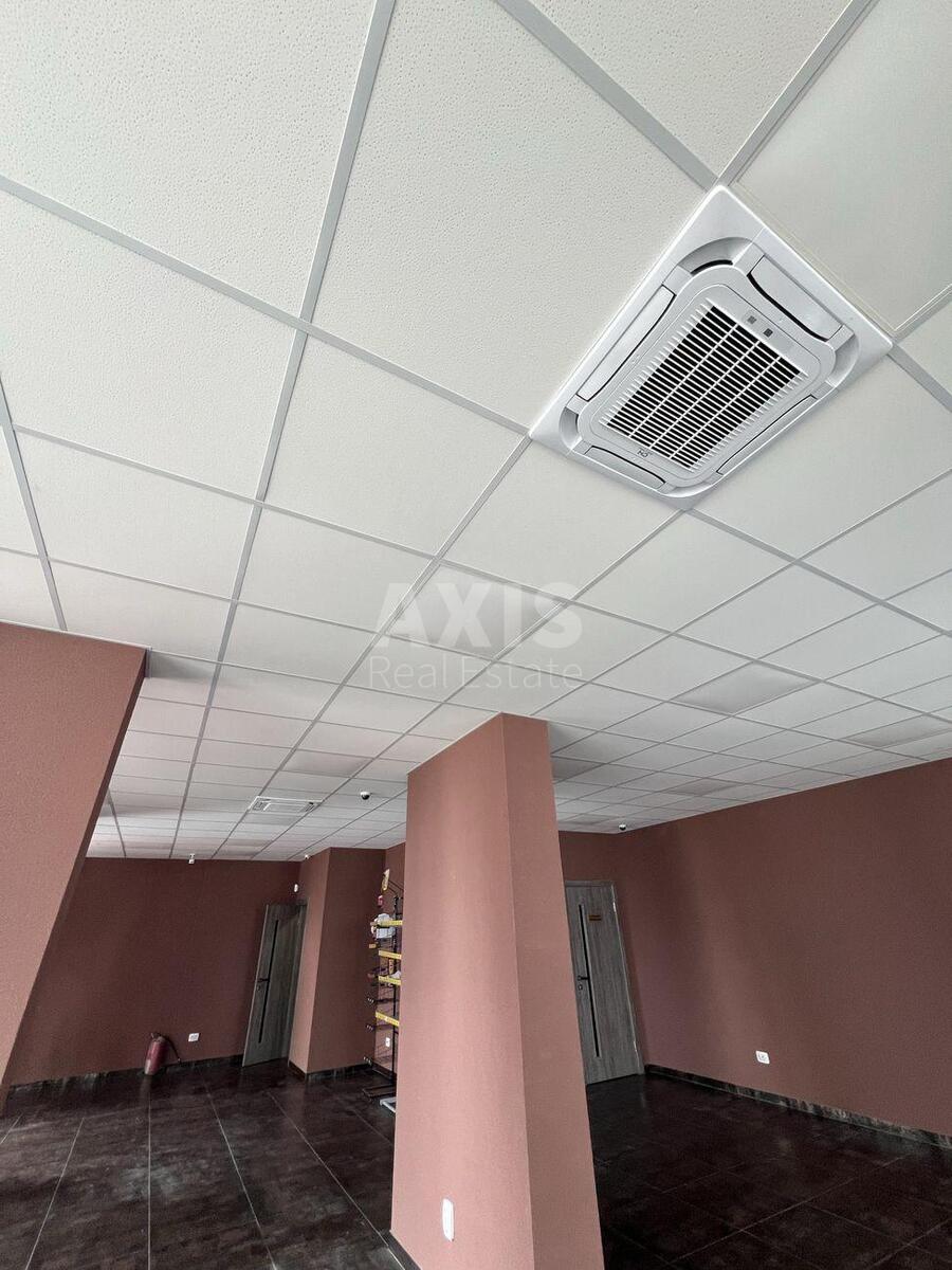 Trade object vul. Central'na 19, 95m21