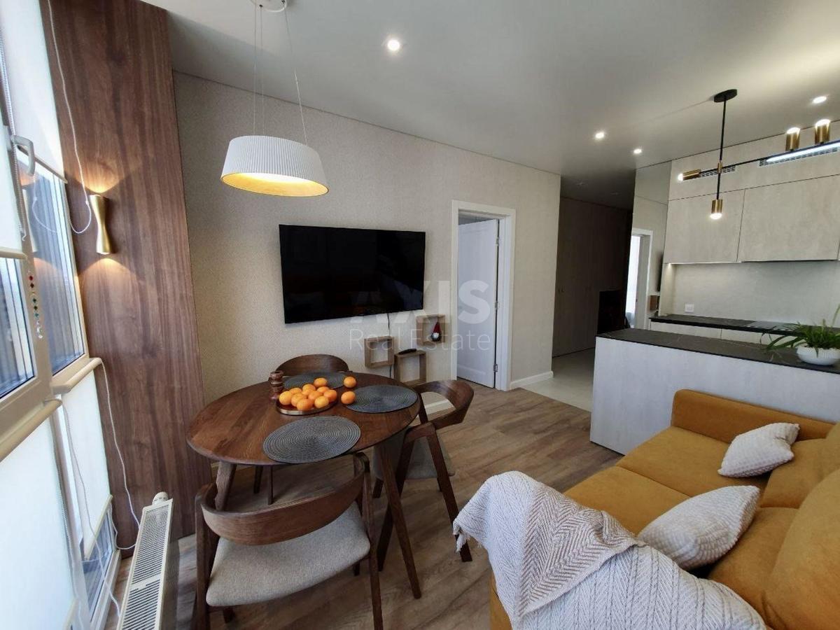 1k apartment vul. Oleksandra Olesja 102