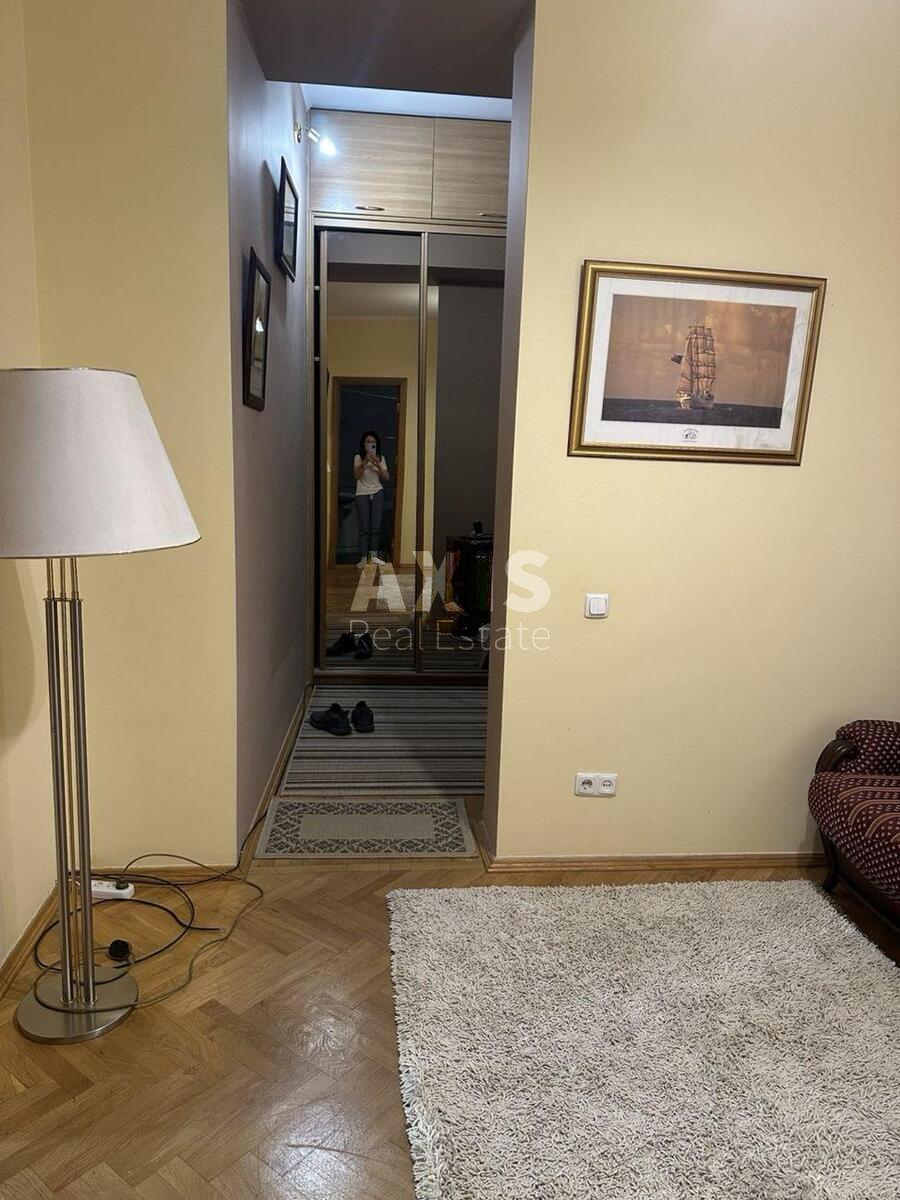 2к квартира ул. Круглоуниверситетская 13587454