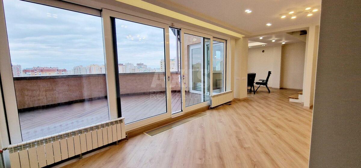 4k apartment nab. Dniprovs'ka 19А600607